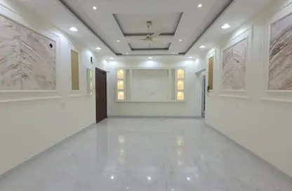 Apartment - 4 Bedrooms - 4 Bathrooms for sale in Hidd - Muharraq Governorate