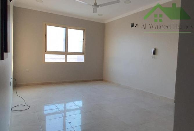 978819 - Property Image 3