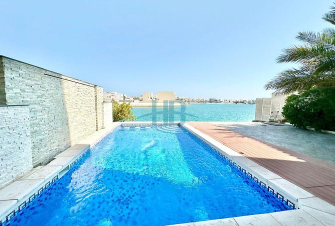 987335 - Property Image 2