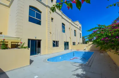 Villa - 5 Bedrooms - 4 Bathrooms for rent in Janabiya - Northern Governorate