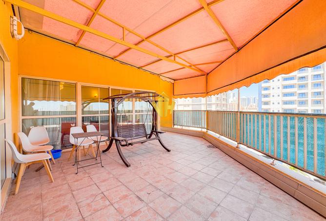 972077 - Property Image 2