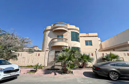Outdoor Building image for: Villa - 5 Bedrooms - 5 Bathrooms for sale in Saar - Northern Governorate, Image 1
