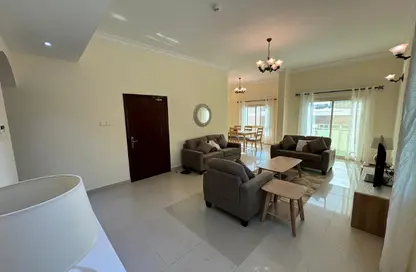Apartment - 3 Bedrooms - 3 Bathrooms for rent in Al Juffair - Capital Governorate