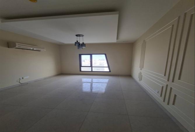 981950 - Property Image 2