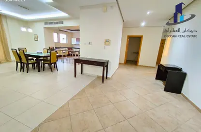 Apartment - 2 Bedrooms - 2 Bathrooms for rent in Al Juffair - Capital Governorate