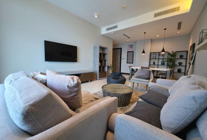 983312 - Property Image 2