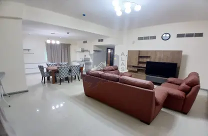 Apartment - 2 Bedrooms - 2 Bathrooms for rent in Hidd - Muharraq Governorate