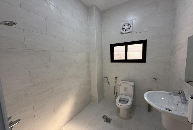 975873 - Property Image 3