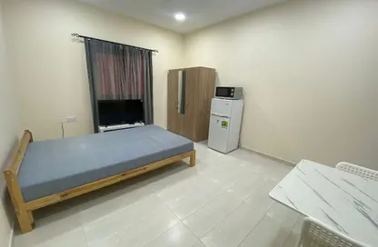 Apartment - Studio - 1 Bathroom for rent in Zinj - Manama - Capital Governorate