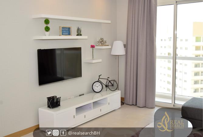 956311 - Property Image 2