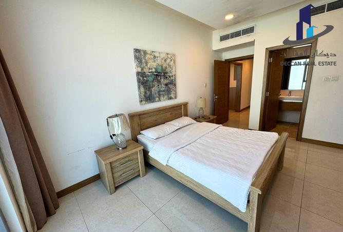 978427 - Property Image 2