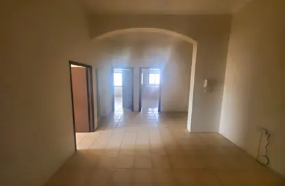 Apartment - 2 Bedrooms - 2 Bathrooms for rent in Arad - Muharraq Governorate