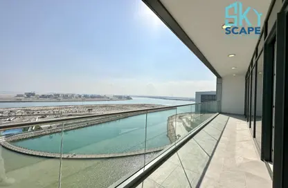 Apartment - 3 Bedrooms - 5 Bathrooms for rent in Canal View - Dilmunia Island - Muharraq Governorate