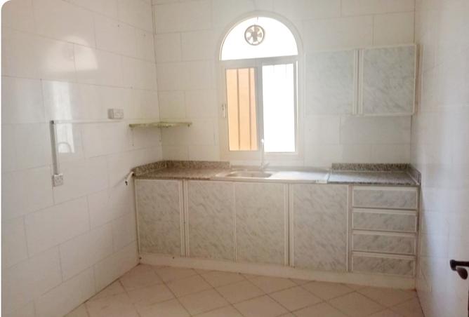 992040 - Property Image 2