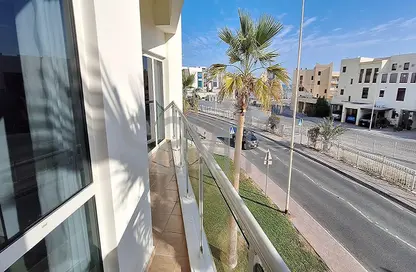Apartment - 1 Bedroom - 1 Bathroom for rent in Amwaj Islands - Muharraq Governorate