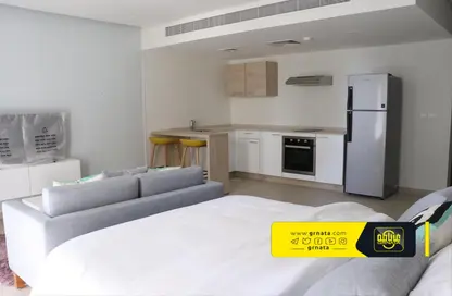 Apartment - 1 Bedroom - 1 Bathroom for sale in Busaiteen - Muharraq Governorate