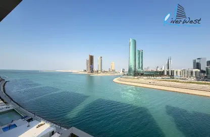 Penthouse - 3 Bedrooms - 4 Bathrooms for rent in Reef Island - Capital Governorate