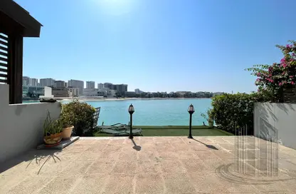 تاون هاوس - 3 غرف نوم - 5 حمامات للايجار في النجمه - أمواج - المحرق