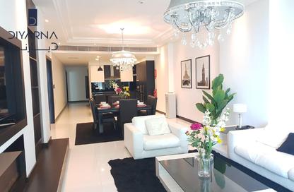 Apartment - 3 Bedrooms - 4 Bathrooms for rent in Al Juffair - Capital Governorate