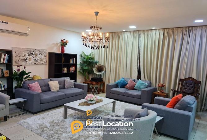 881331 - Property Image 3