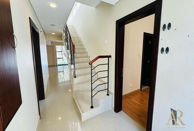 987686 - صورة العقار 3