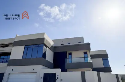 Villa - 5 Bedrooms - 6 Bathrooms for sale in Janabiya - Northern Governorate