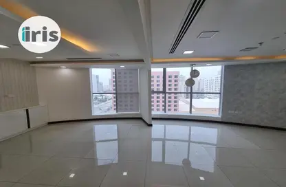 Office Space - Studio - 2 Bathrooms for rent in Al Juffair - Capital Governorate