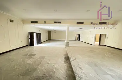 فيلا - 6 غرف نوم - 5 حمامات للايجار في سار - المحافظة الشمالية