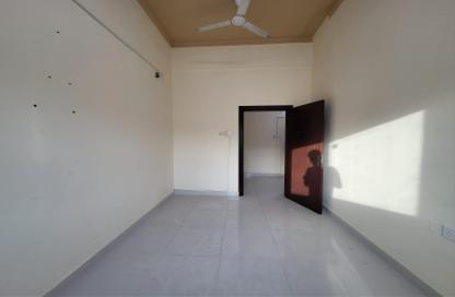 Apartment - Studio - 1 Bathroom for rent in Hidd - Muharraq Governorate