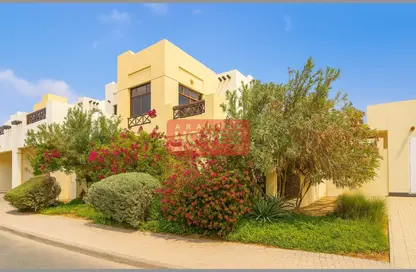 فيلا - 3 غرف نوم - 4 حمامات للايجار في الرفاع فيوز - الرفاع - المحافظة الجنوبية