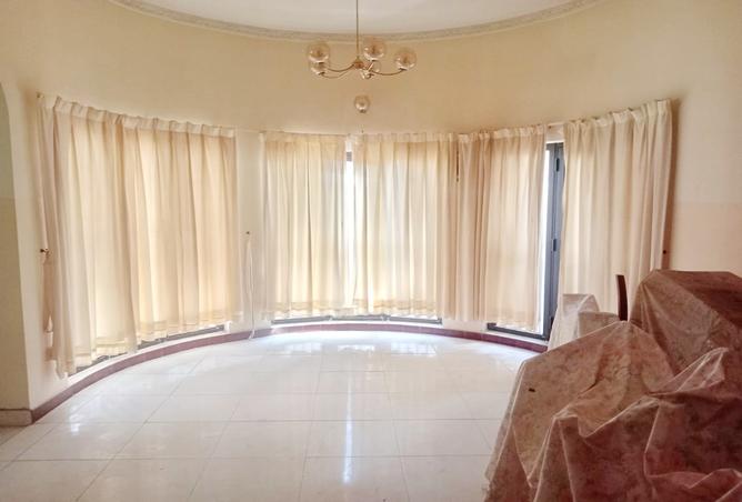 982961 - Property Main Image