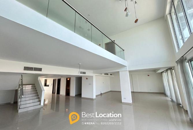 960742 - Property Image 2
