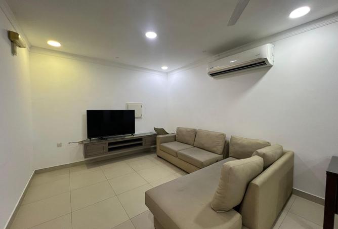 979248 - Property Image 2