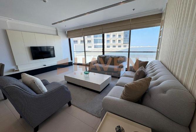 985450 - Property Image 2