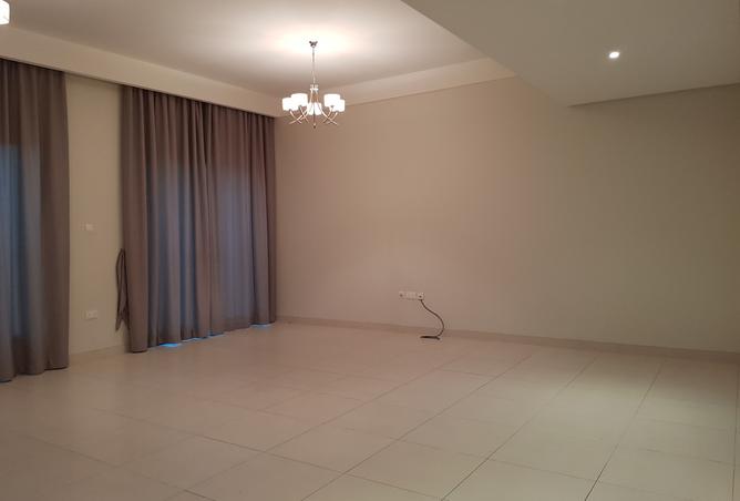 924895 - Property Image 3