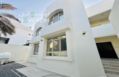 Villa - 5 Bedrooms - 6 Bathrooms for rent in Tubli - Central Governorate