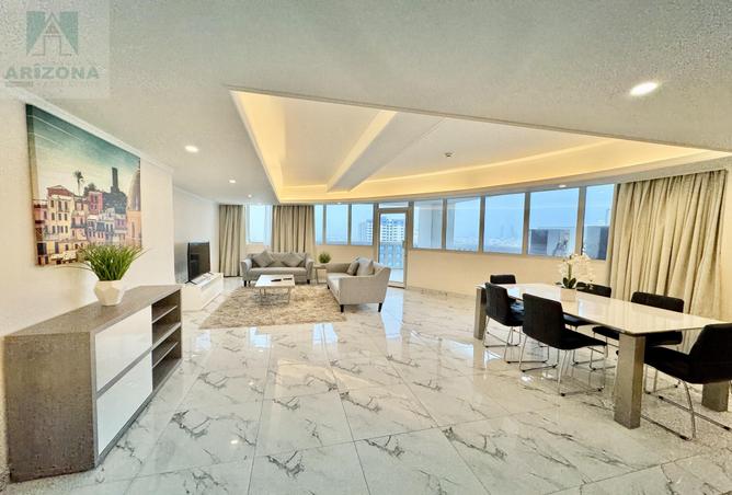 984985 - Property Image 2