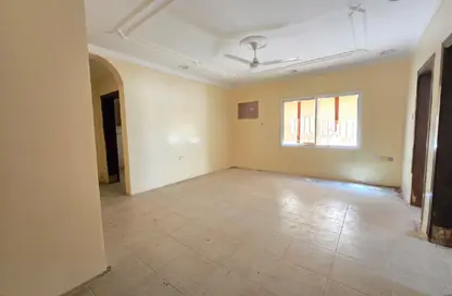Apartment - 3 Bedrooms - 3 Bathrooms for rent in Hidd - Muharraq Governorate
