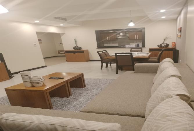 957806 - Property Image 2