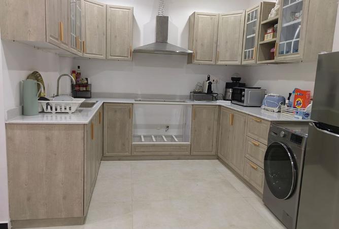 951451 - Property Image 2