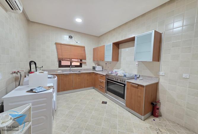 958712 - Property Image 2