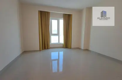 Apartment - 1 Bedroom - 2 Bathrooms for rent in Al Burhama - Manama - Capital Governorate