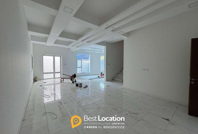 938530 - Property Image 2