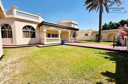 Villa - 4 Bedrooms - 4 Bathrooms for rent in Janabiya - Northern Governorate