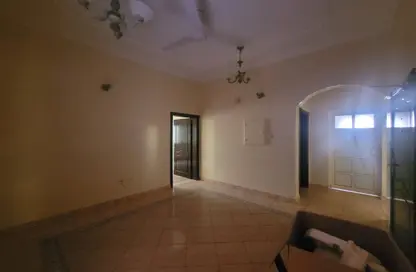 شقة - 2 غرف نوم - 2 حمامات للايجار في السلمانية - المنامة - محافظة العاصمة شقة - 2 غرف نوم - 2 حمامات للايجار في السلمانية - المنامة - محافظة العاصمة