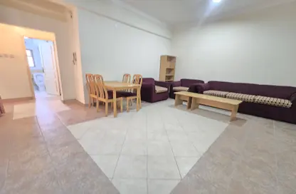 Apartment - 2 Bedrooms - 2 Bathrooms for rent in Manama - Capital Governorate
