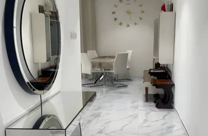 Apartment - Studio - 2 Bathrooms for rent in Hidd - Muharraq Governorate