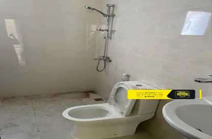 Bathroom image for: Apartment - 2 Bedrooms - 2 Bathrooms for rent in Galali - Muharraq Governorate, Image 1