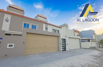 فيلا - 4 غرف نوم - 5 حمامات للبيع في المالكية - المحافظة الشمالية
