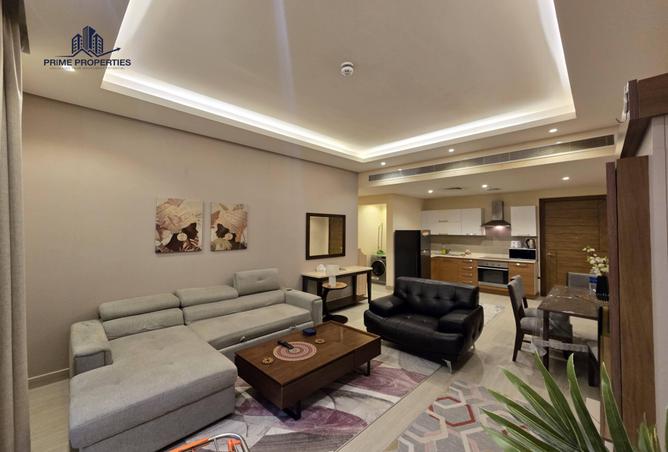 989035 - Property Image 2